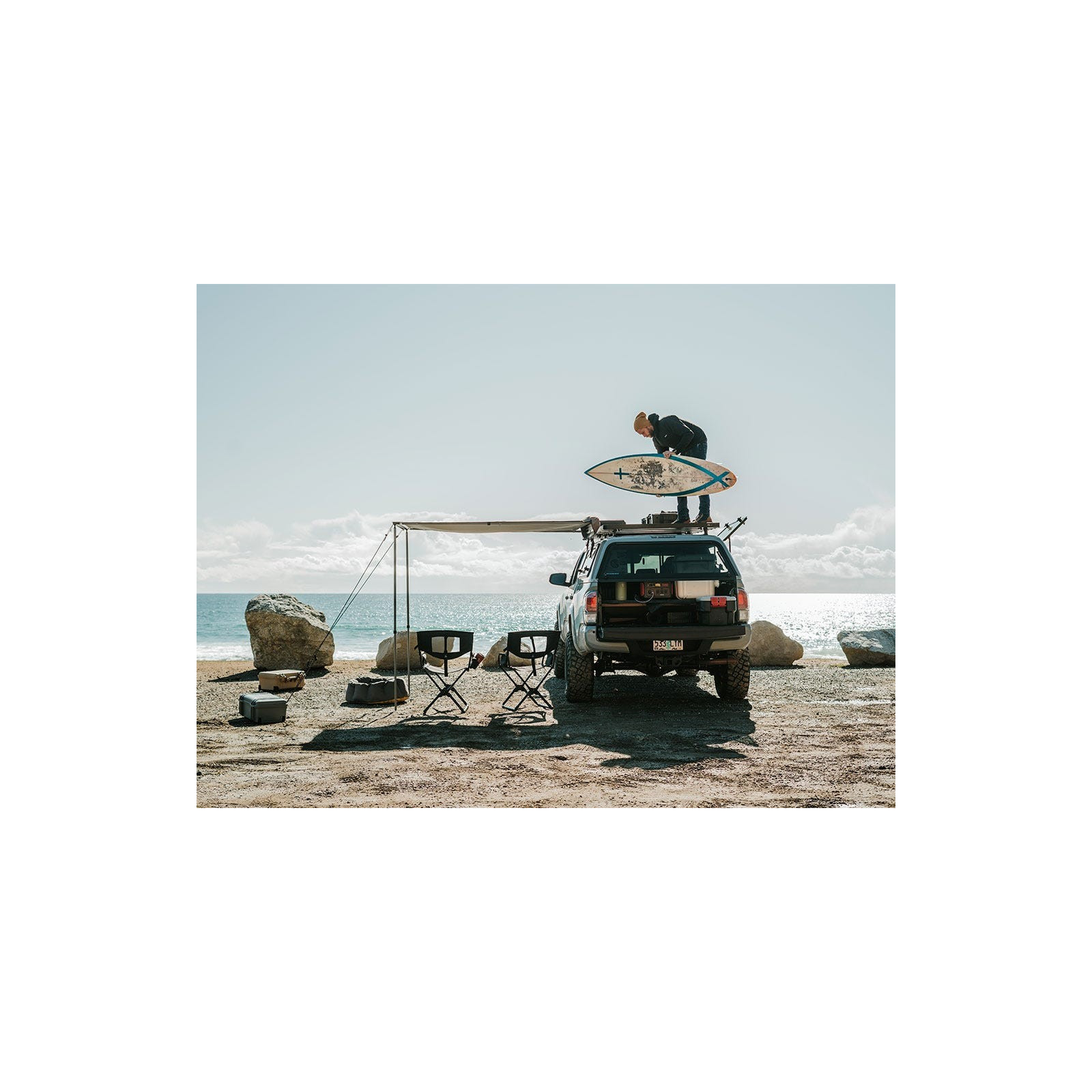 Galerie FRONT RUNNER Slimline II pour remorque ou hard top de pick-up / Pieds hauts / 1255mm(W) X 1358mm(L) 