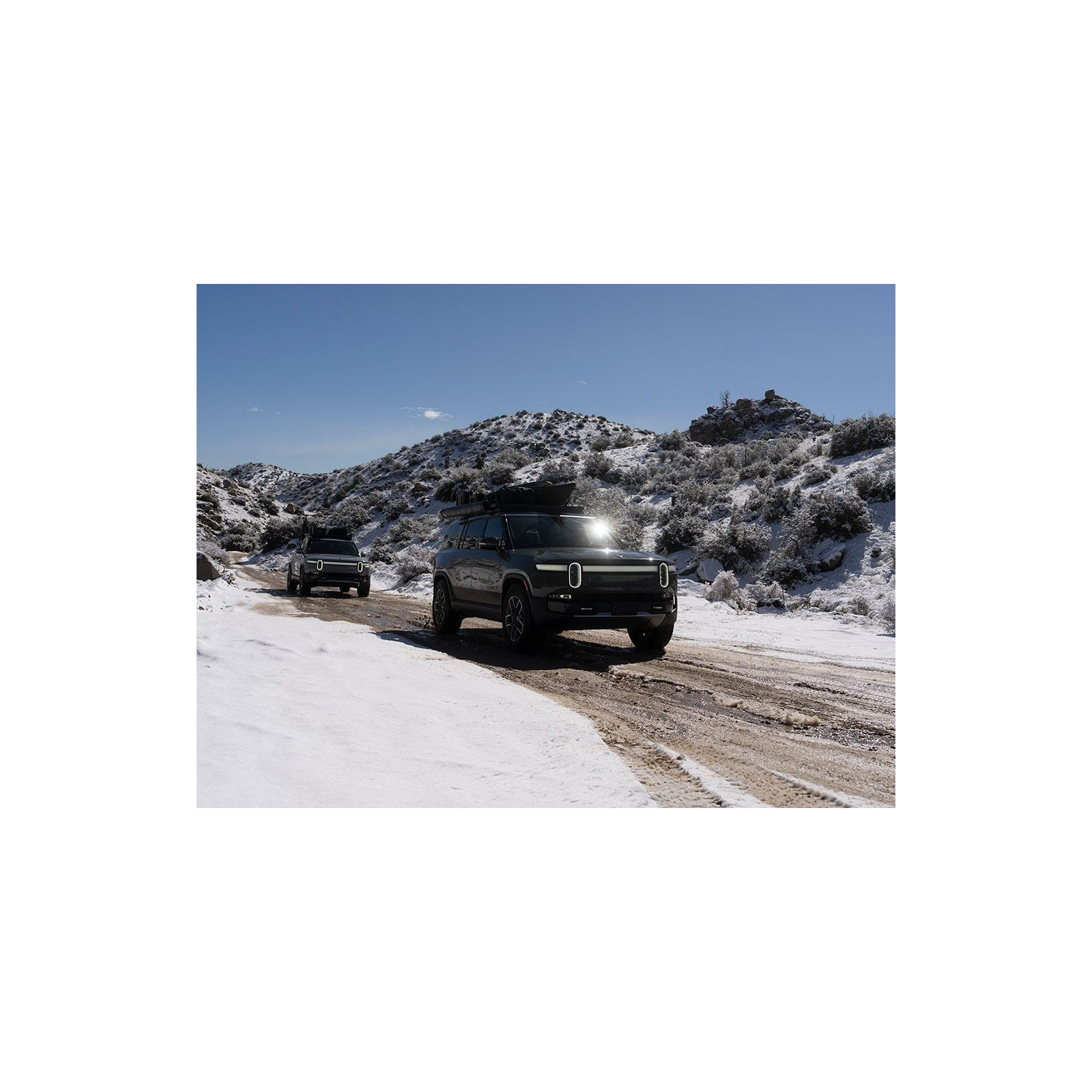 Rivian R1S (2022-Current) Slimline II Roof Rack 