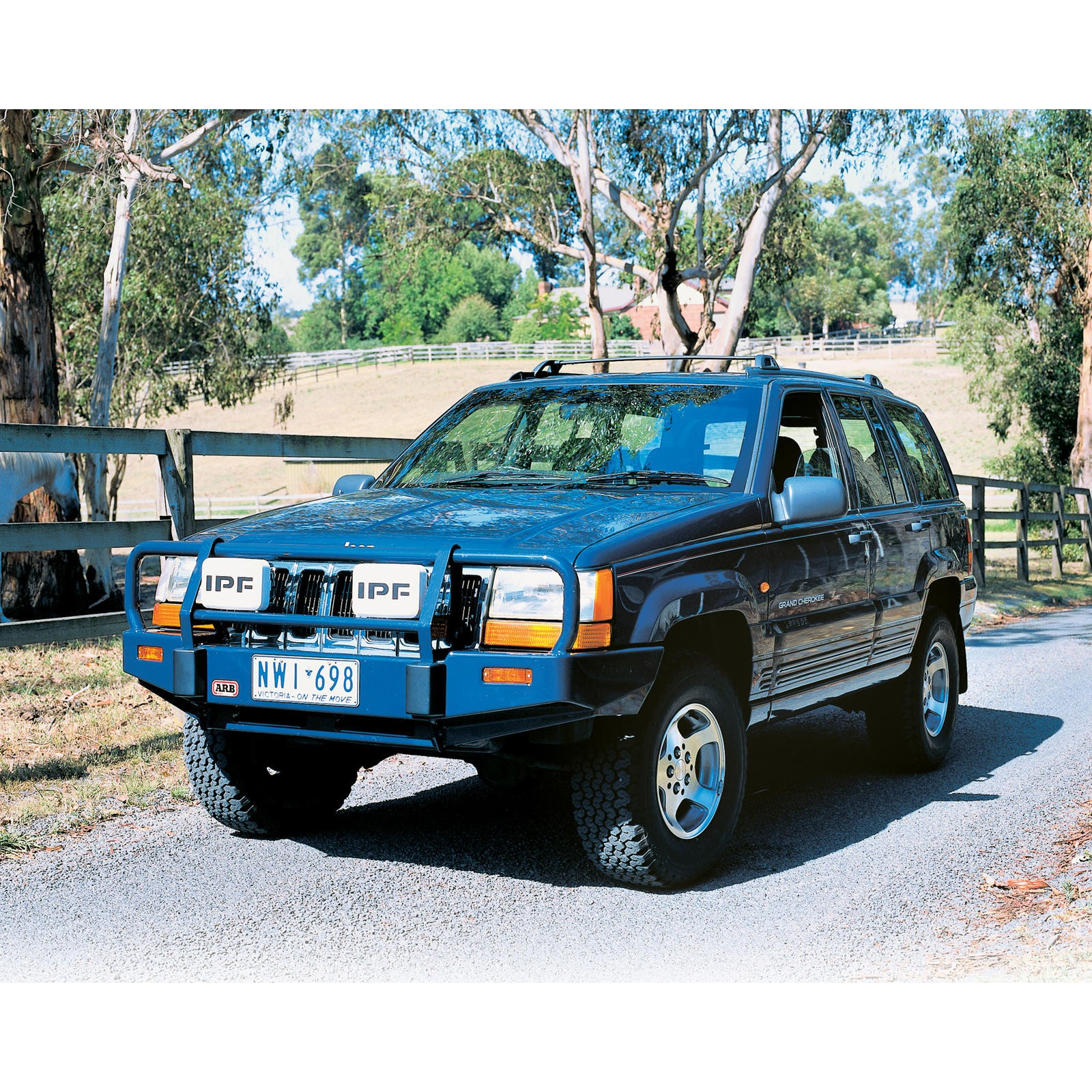 WINCHBAR G/CHEROKEE ZJ 