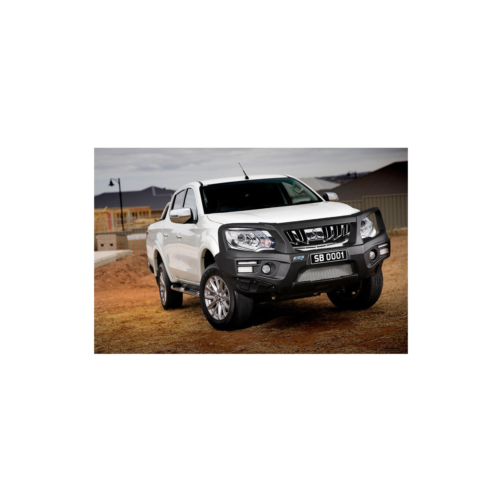 MITS MQ TRITON GLX BL WINCH 