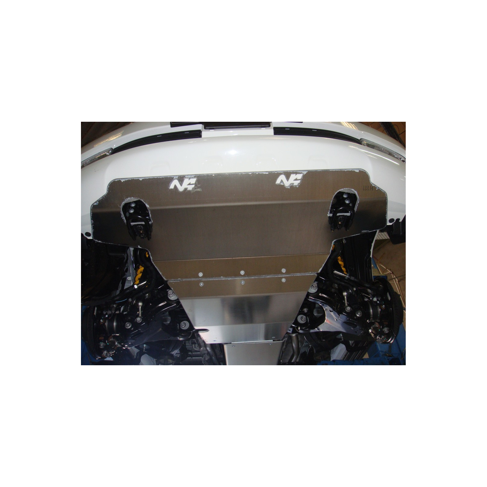 Ski de protection / Blindage AV N4 Toyota VDJ200 • BLAV43A