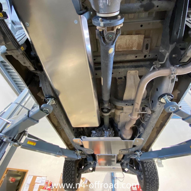 Ski de protection avant en aluminium de 8mm pour Ford Ranger PX3 à partir de 2020 N4-OFFROAD 