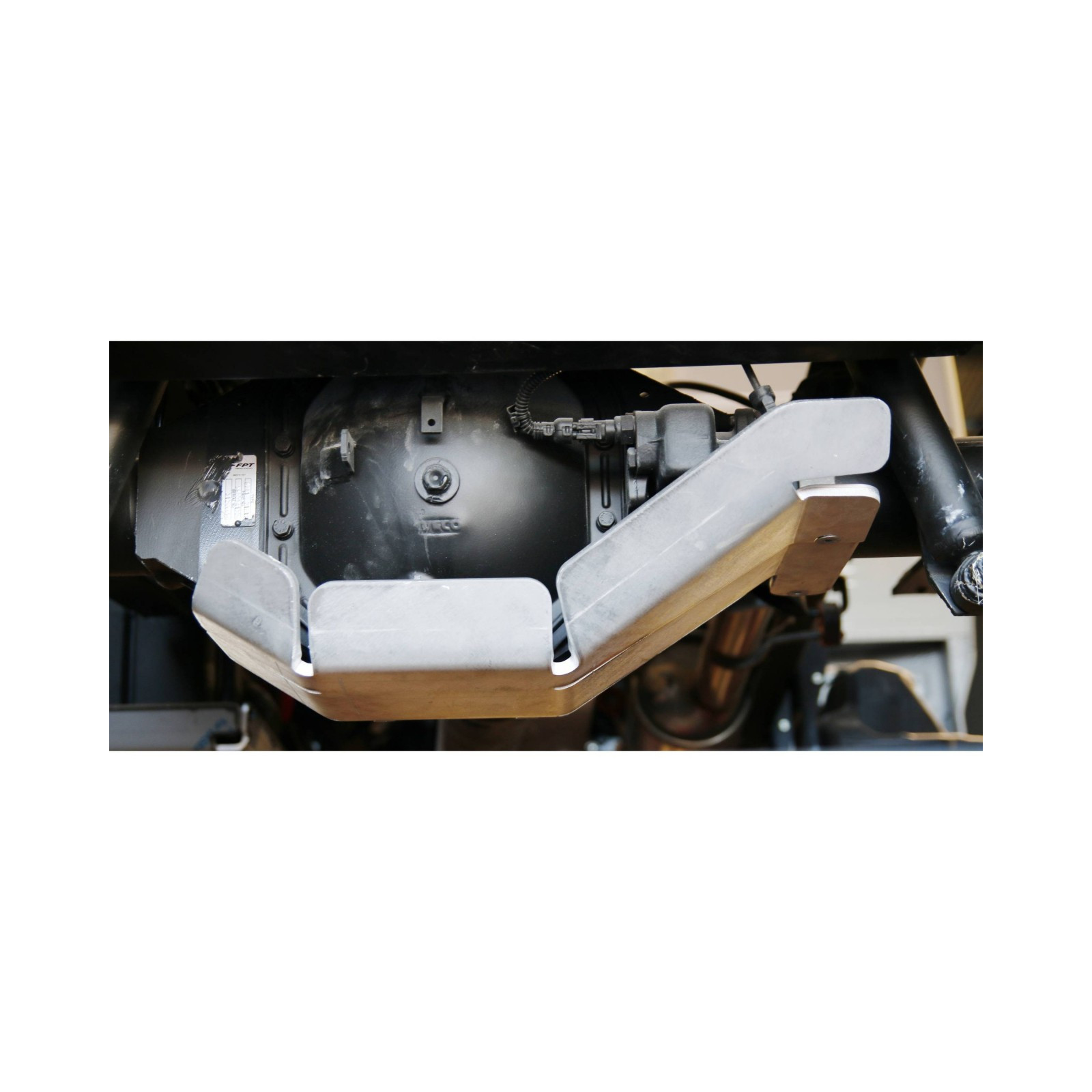 Ski de protection de nez de pont arrière en aluminium de 10mm pour Iveco Daily 3 4x4 phase 2 après 2019 N4-OFFROAD 