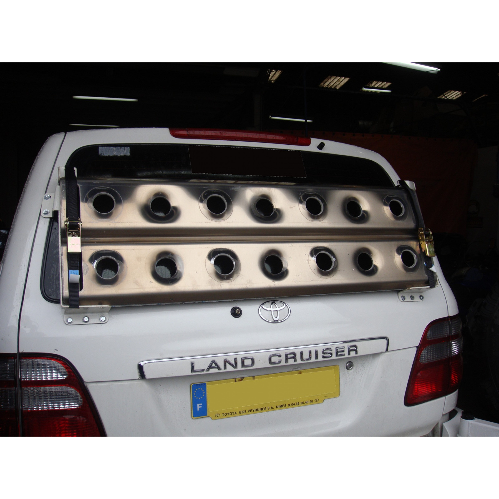 Support de plaques à sable sur le hayon pour Toyota HDJ100 N4-OFFROAD 