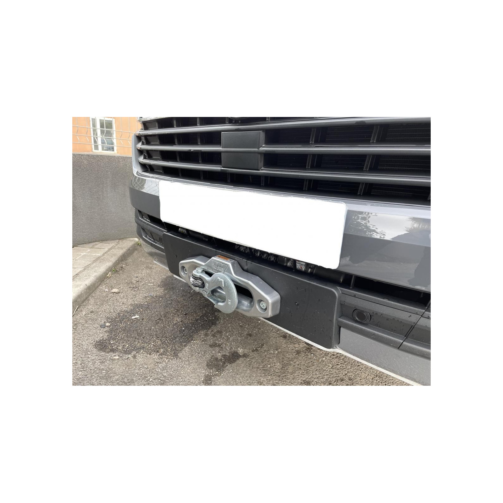 Platine de treuil intégrée au pare-chocs d'origine pour Volkswagen Transporter T6 