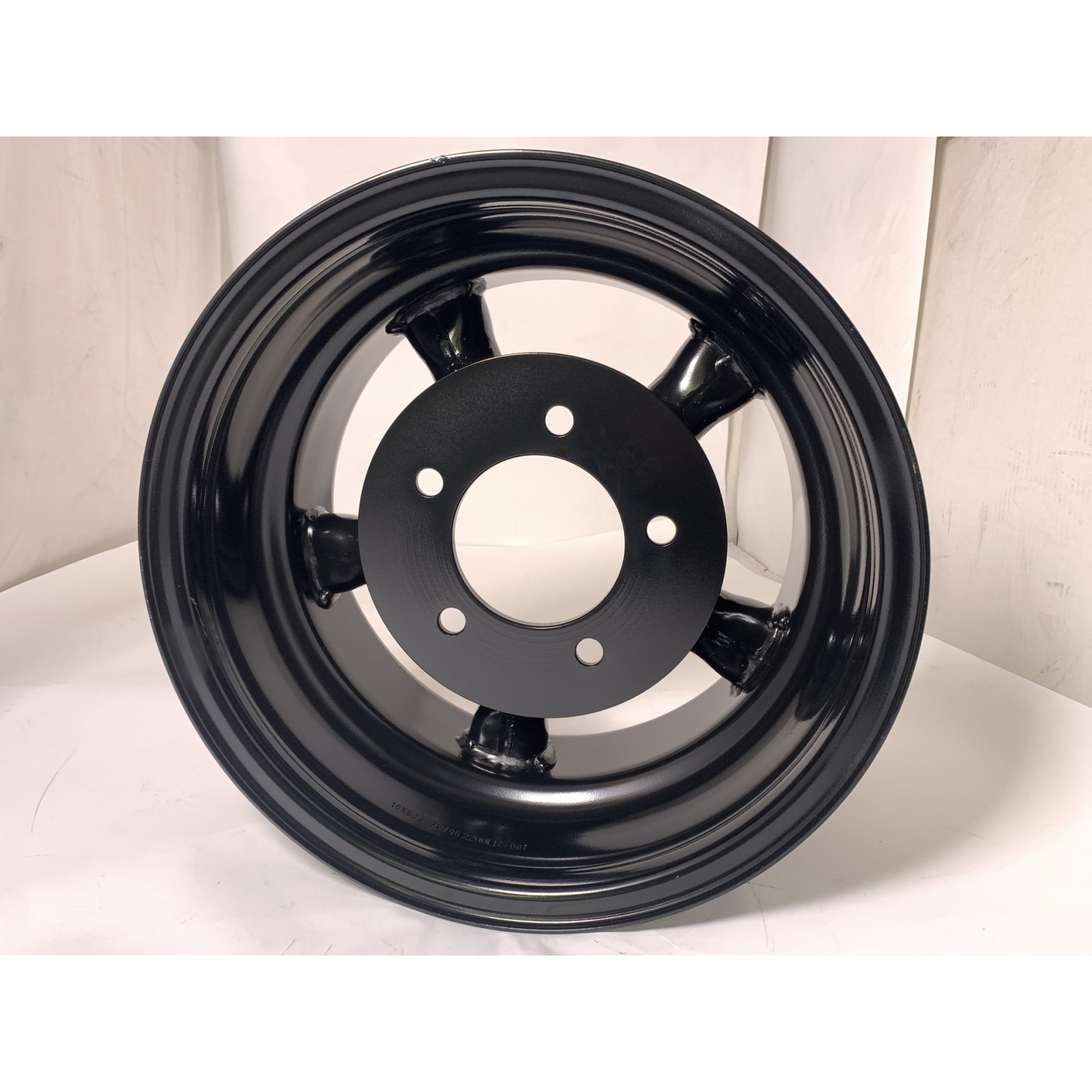 Jante acier Mach 5 noire 8x16 5x165.1 ET-20 CB116.1 Land Rover N4-OFFROAD 