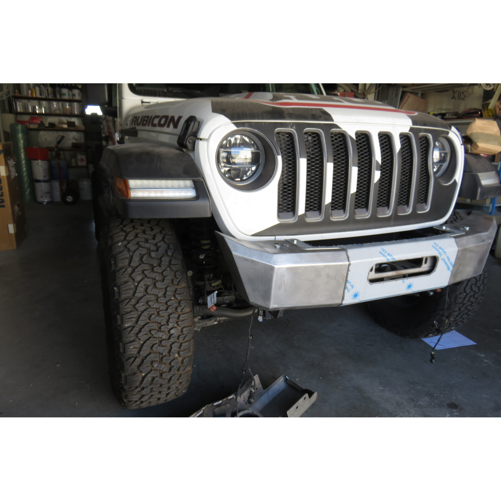 Pare-chocs avant acier Wrangler JL platine treuil intégrée banane courte N4-OFFROAD 