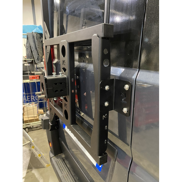 Porte roue de secours en inox sur porte arrière gauche Fiat Ducato-Campeo N4-OFFROAD 