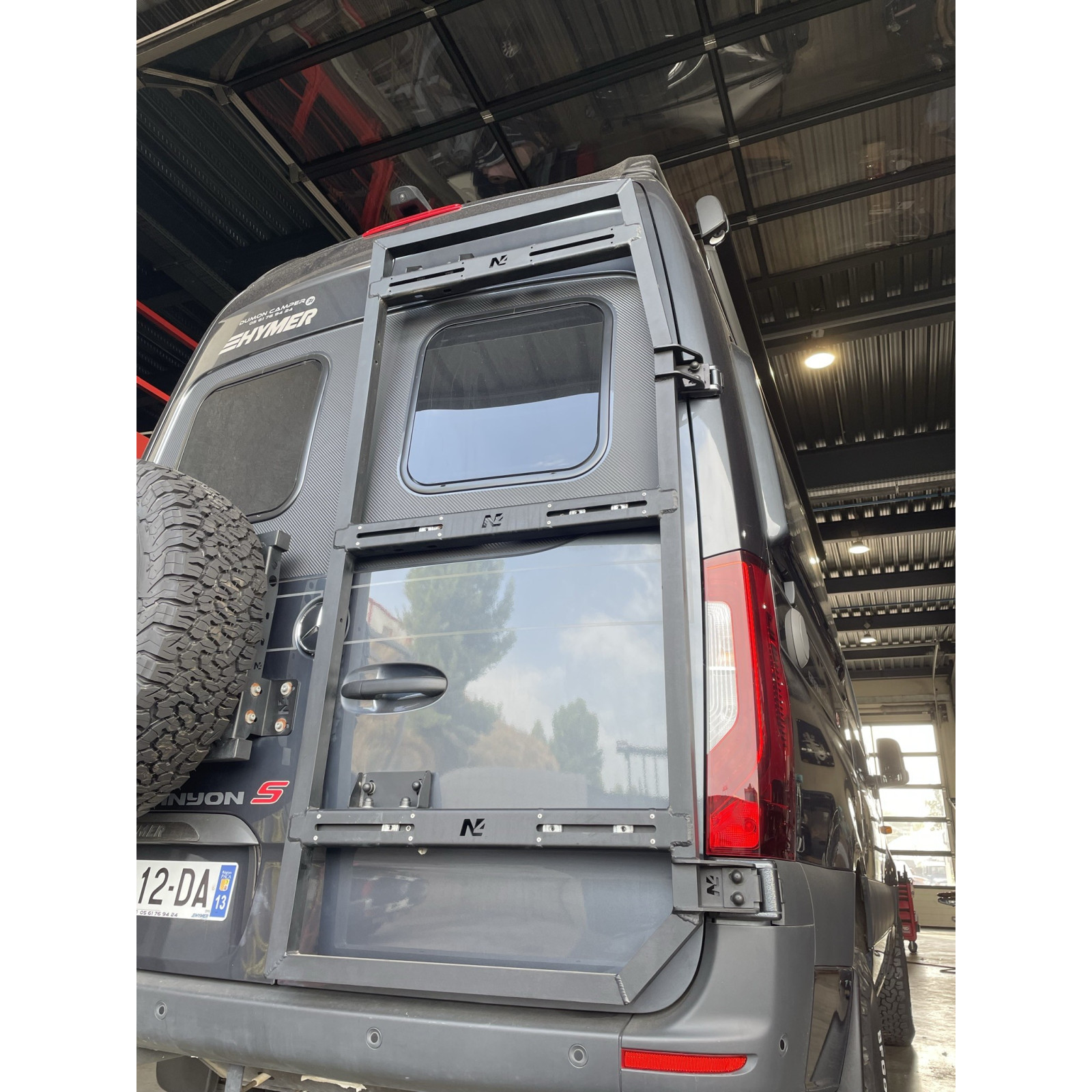 Porte tout en aluminium sur porte arrière droite pour Mercedes Sprinter W907 N4-OFFROAD 