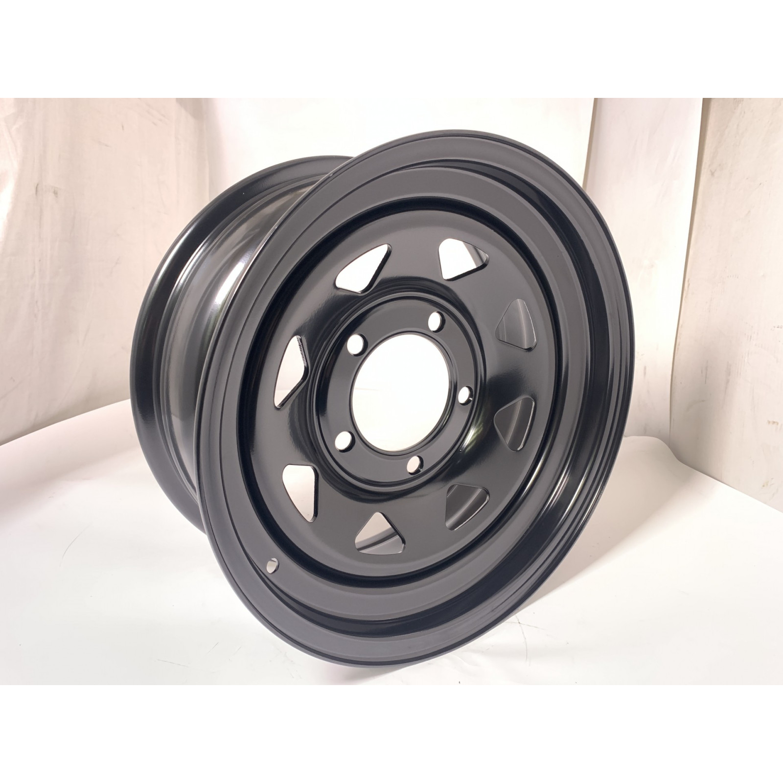 Jante acier Triangular noire 7X16 5x150 ET5 CB113 pour Toyota HZJ78 HZJ79 N4-OFFROAD 