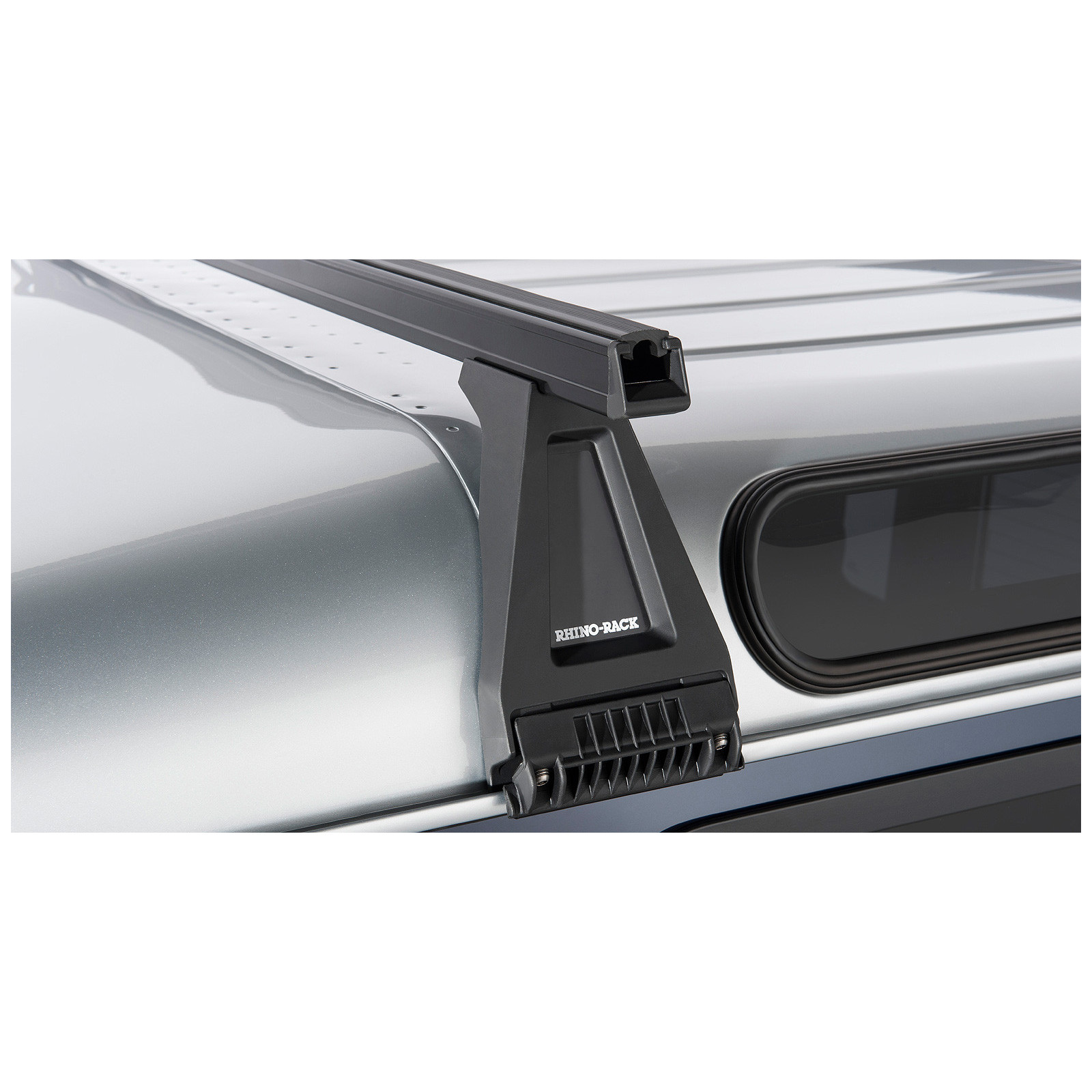 Kit 2 barres de toit noires RHINO-RACK Heavy Duty RL210 • JA0804 