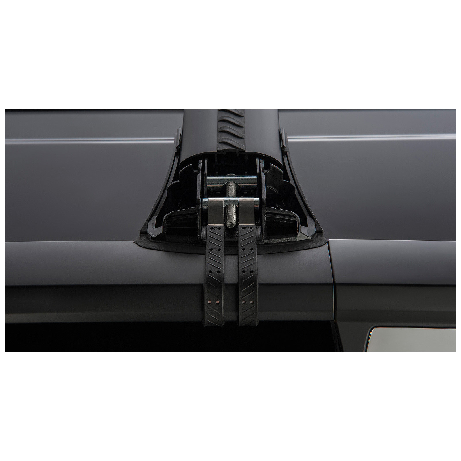 Kit 2 barres de toit noires RHINO-RACK Vortex SteathBar • JA7980 