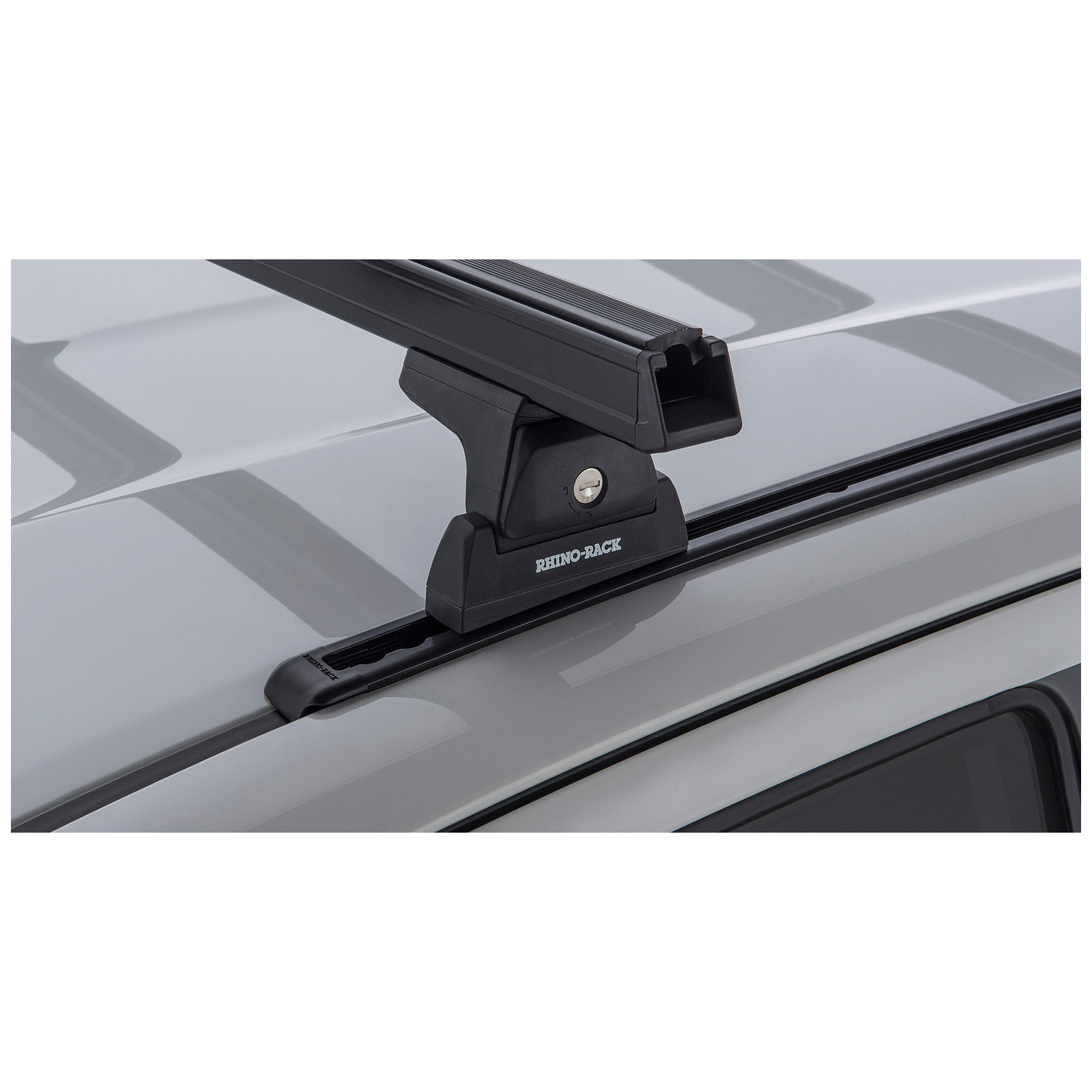 Kit 2 barres de toit noires RHINO-RACK Heavy Duty RLT600 Trackmount • JA9128 