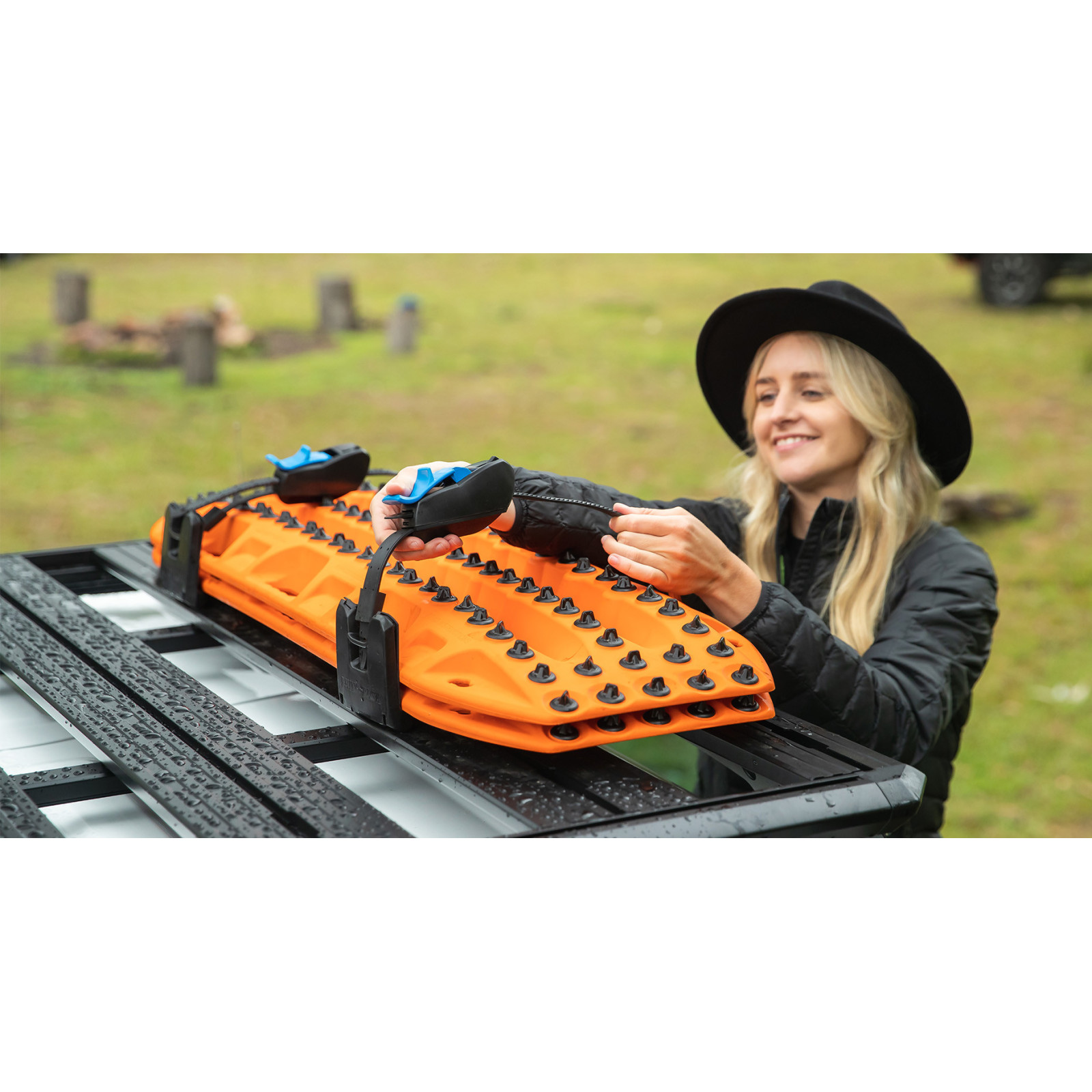 Supports de fixation (x2) pour plaques à sable RHINO-RACK STOW iT 