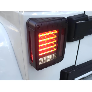 Feux arrière à leds version europe pour Jeep Wrangler JK - la paire 