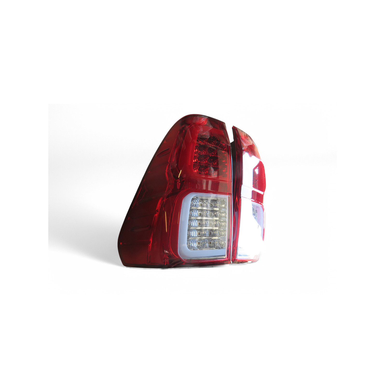 Paire de feux arrières à leds Hilux Revo - design origine avec leds 