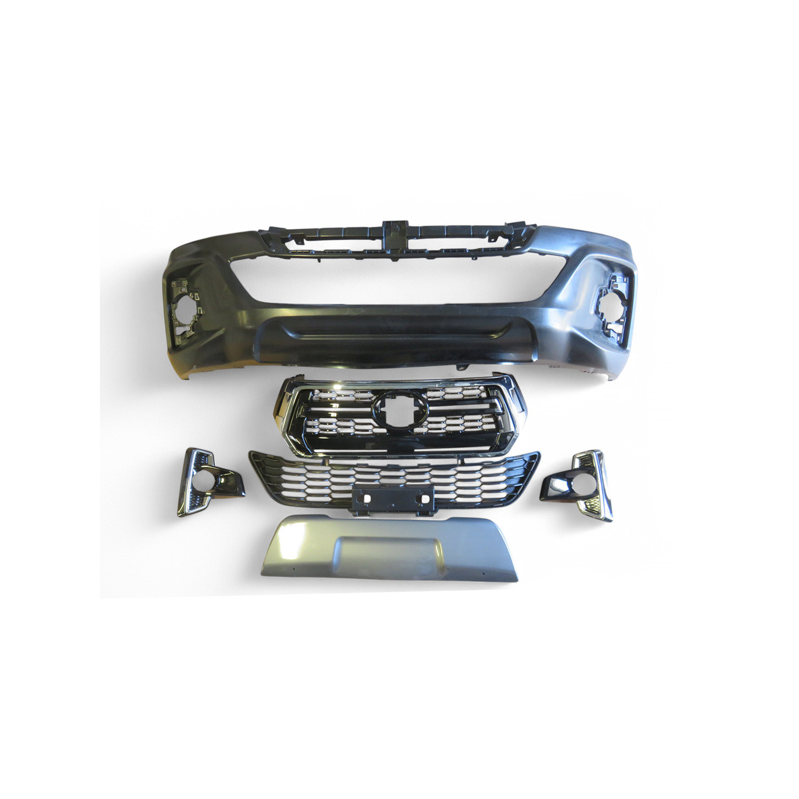 Pare chocs arrière chromé complet adaptable pour Hilux Revo 