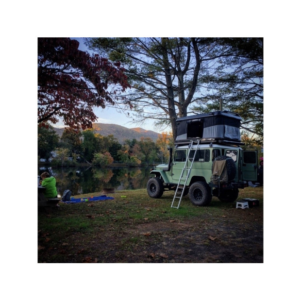 Tente de Toit à Coque Rigide JAMES BAROUD EVASION S EVO 