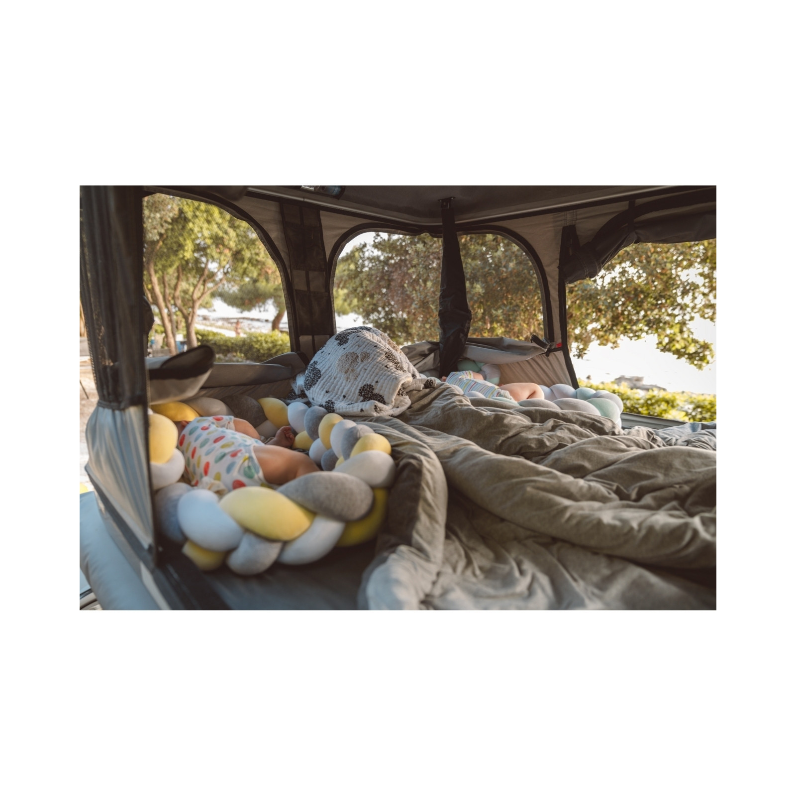 Tente de Toit à Coque Rigide JAMES BAROUD GRAND RAID X EVO 