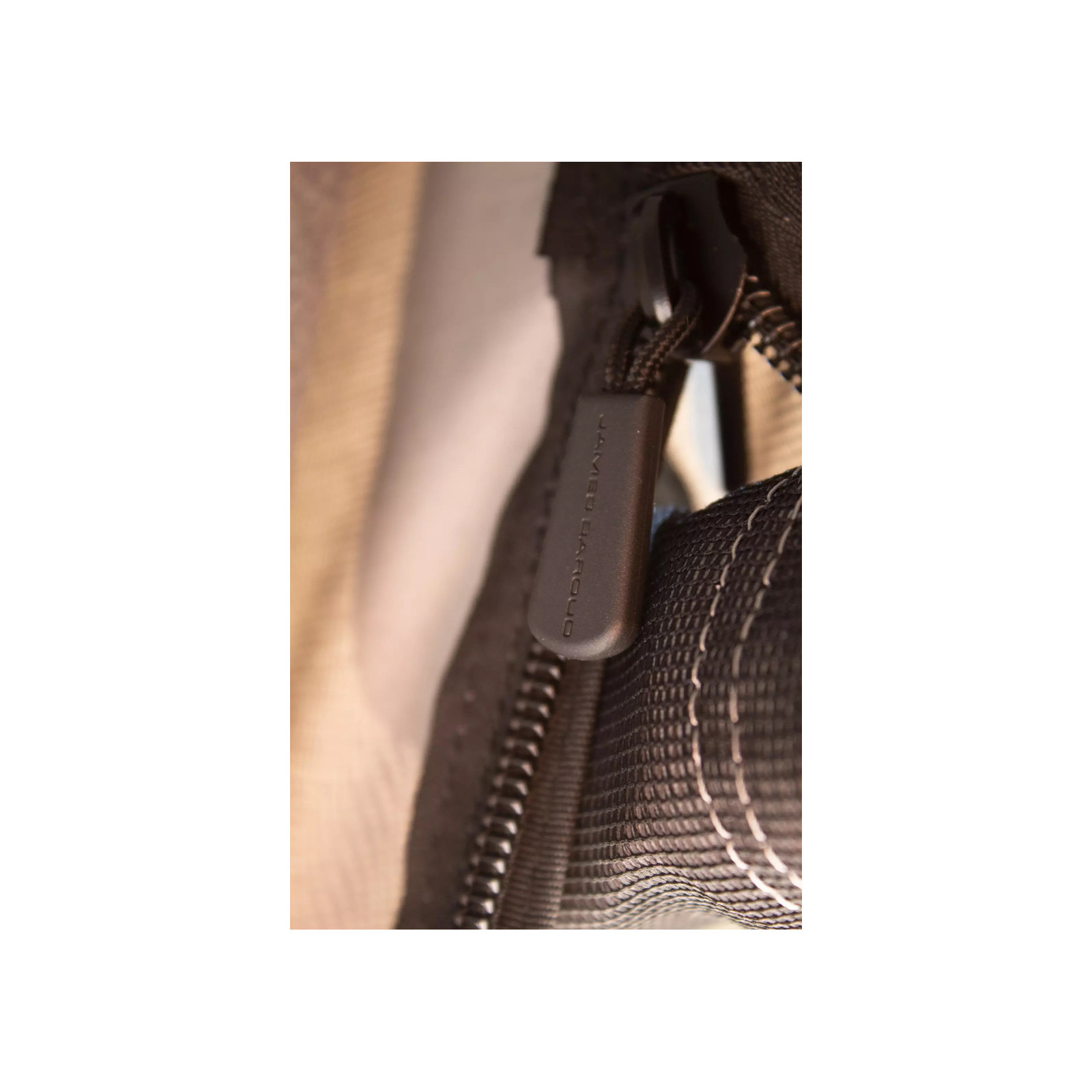 Option Isothermic • JAMES BAROUD SPACE M 