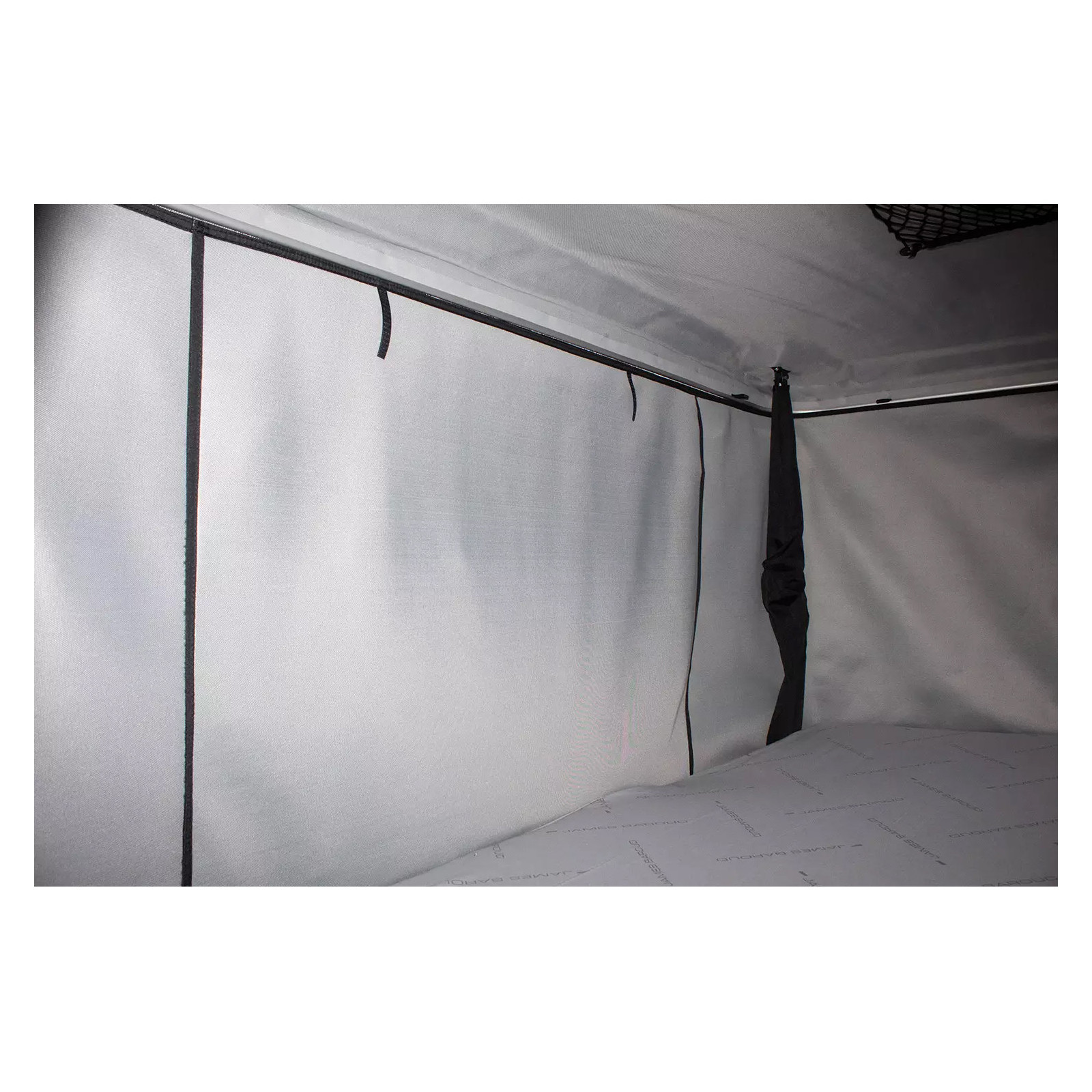 Option Isothermic • JAMES BAROUD SPACE M 