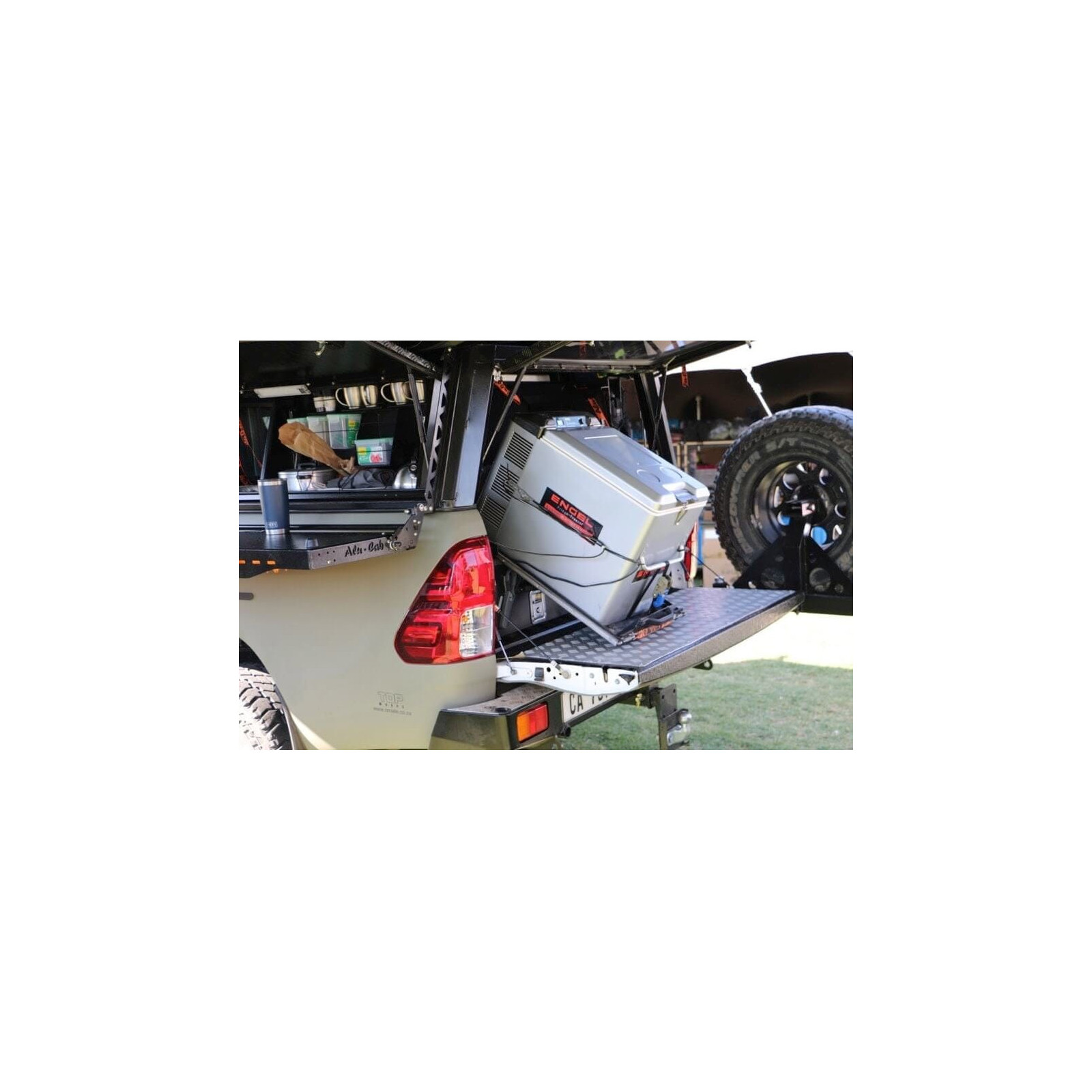 Plateau coulissant basculant pour réfrigérateur 95L Alu-Cab 