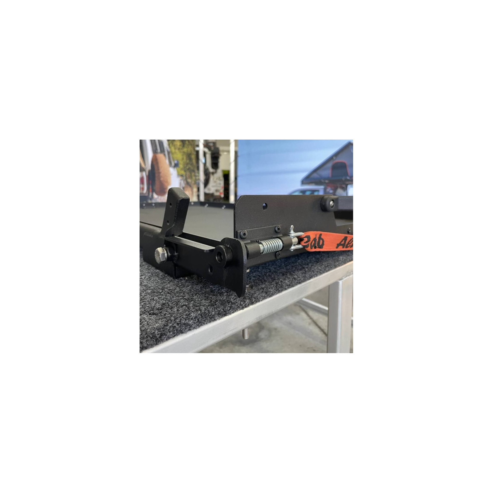 Plateau coulissant basculant pour réfrigérateur 95L Alu-Cab 