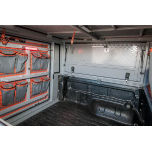 Sacs en toile coté porte hardtop camper Alu-Cab 