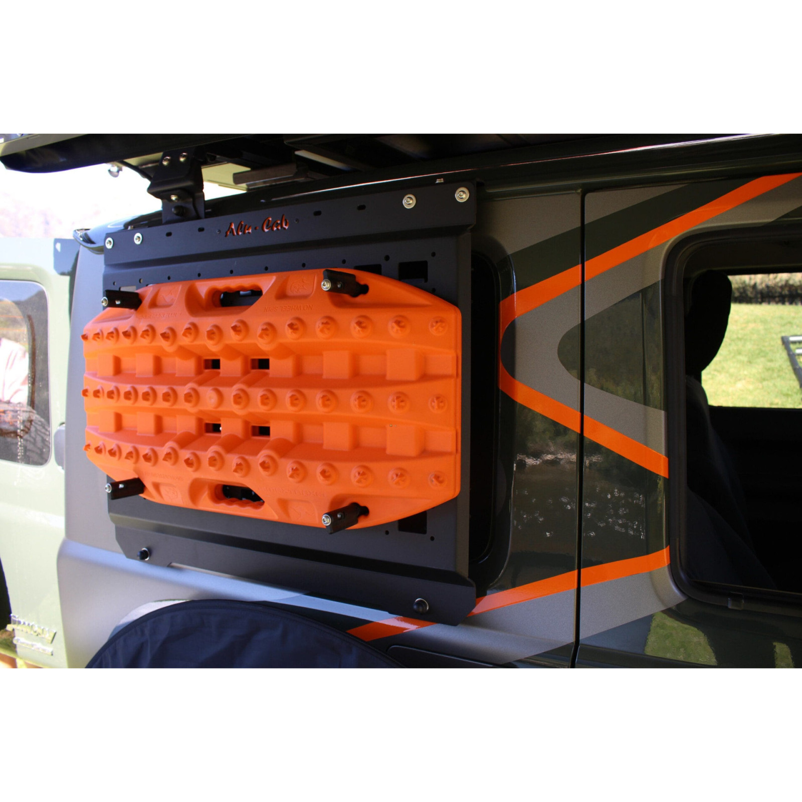 Plaque extérieure Molle coté droit ou gauche Suzuki Jimny Alu-Cab 