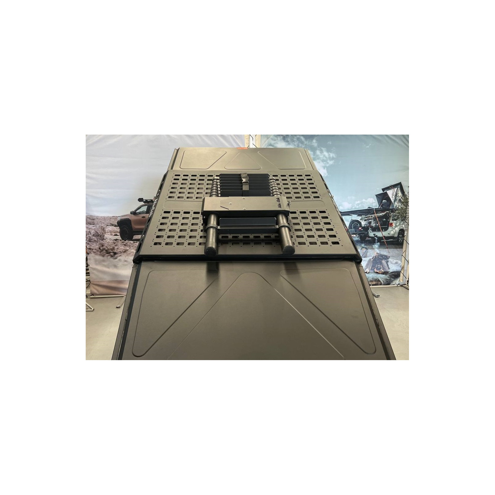 Support d'échelle télescopique plaque Molle sur tente de toit LT-50 Lightweight Alu-Cab 