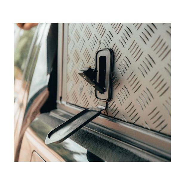 Couvercle de protection pour serrure de hard top Alu-Cab 