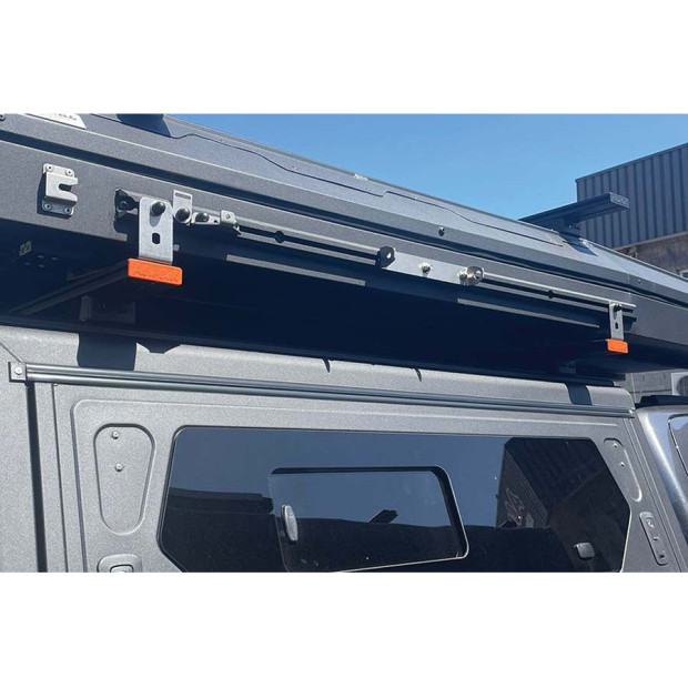 Embout orange droit de barre de toit Alu-Cab 