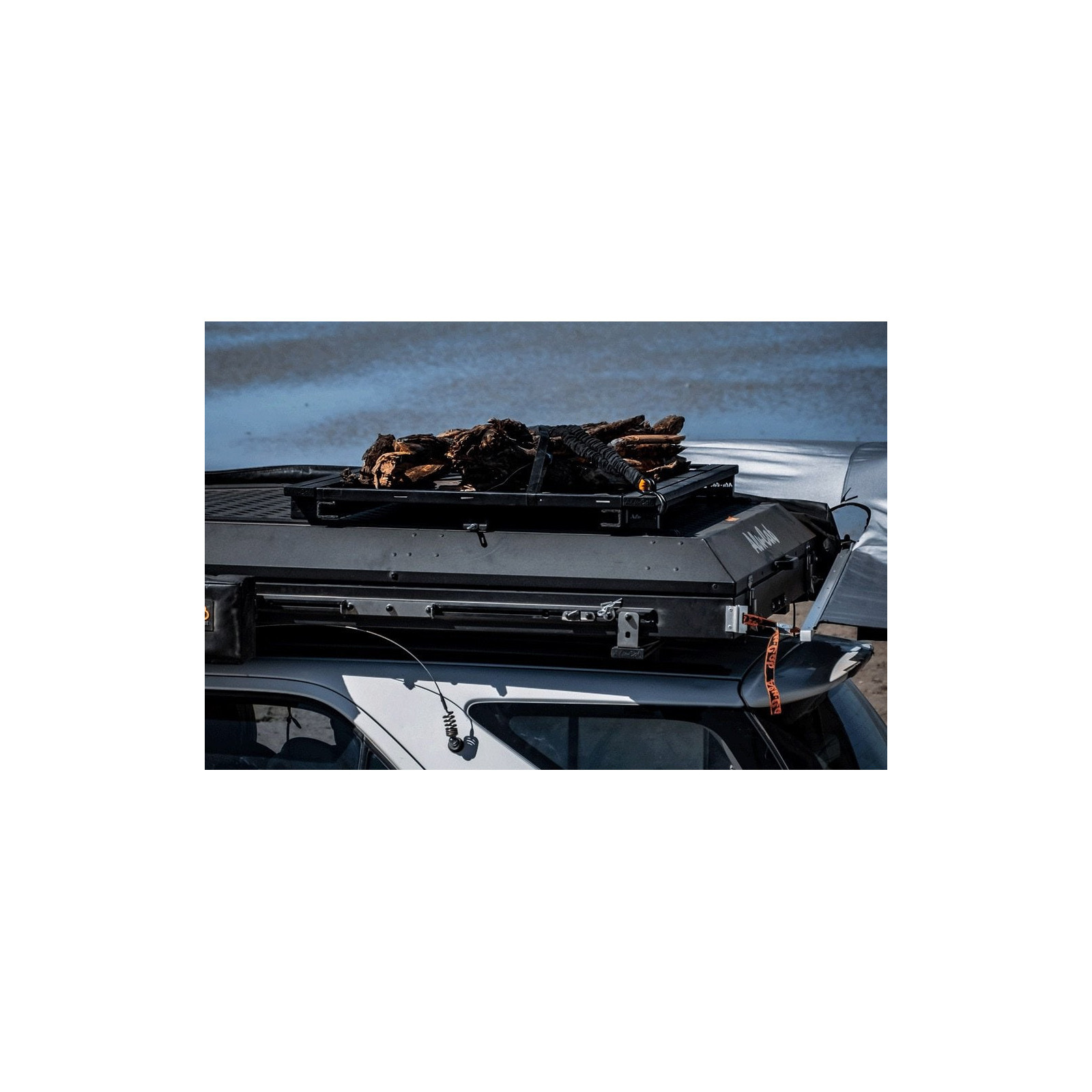 Panier de toit avec supports de table Alu-Cab 