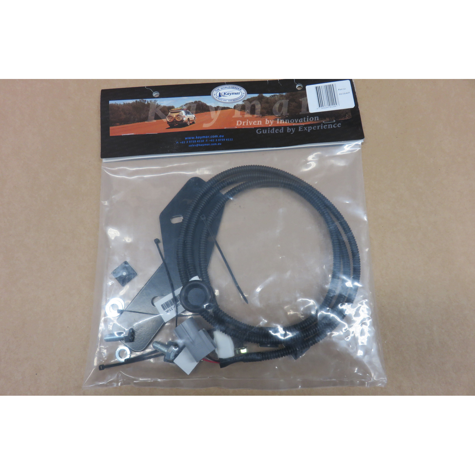 Relocalisation de camera de recul avec porte roue droit Kaymar Toyota KDJ150 