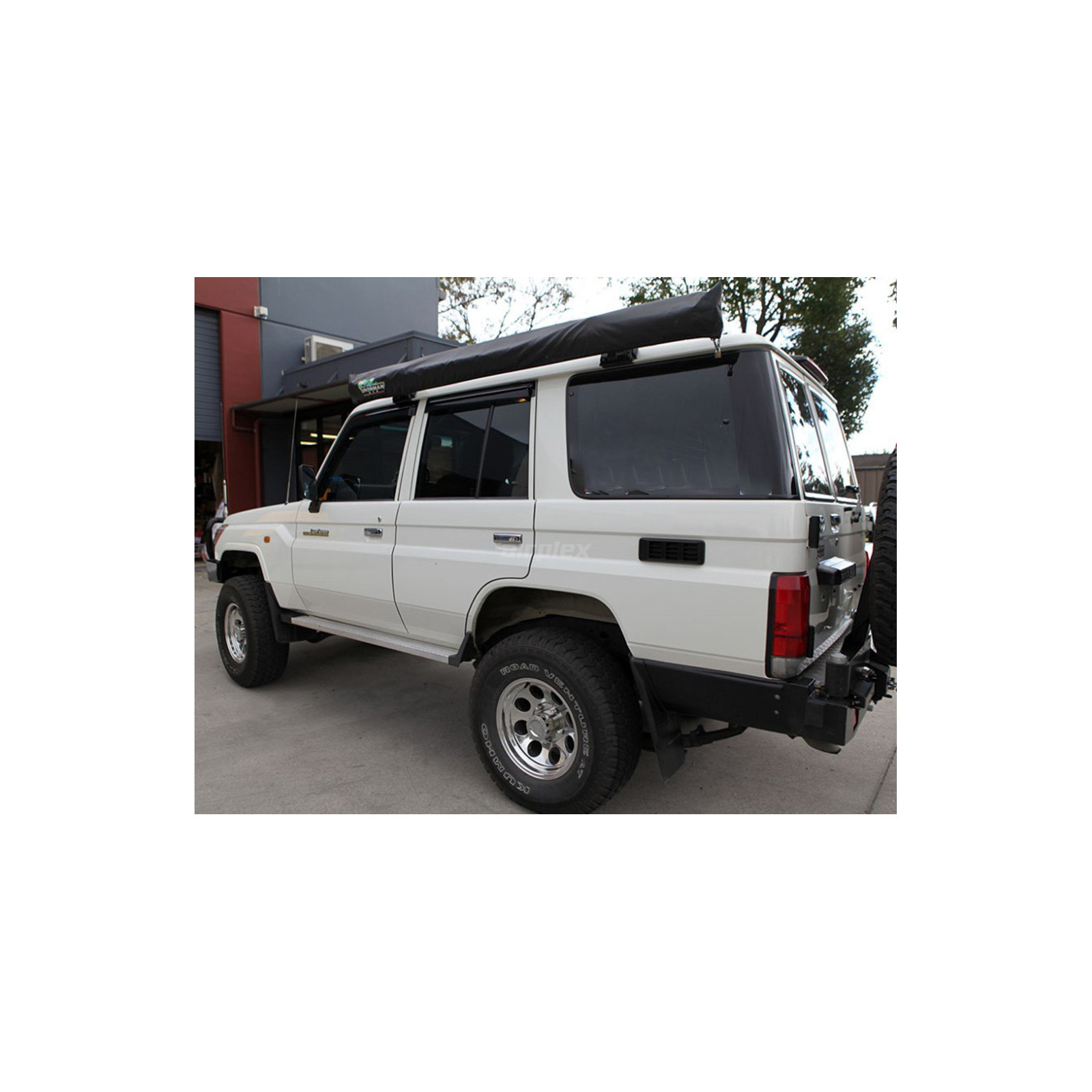 Jeu de 2 déflecteurs de vitre avant pour Serie 7 fourgon - montage collé