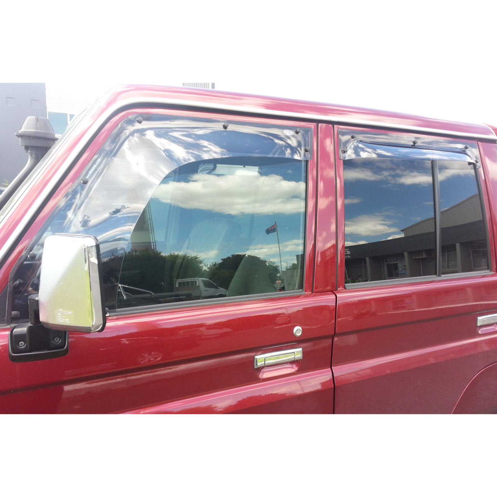 Déflecteur vitre avant gauche KZJ7 HZJ7 GRJ7 fourgon