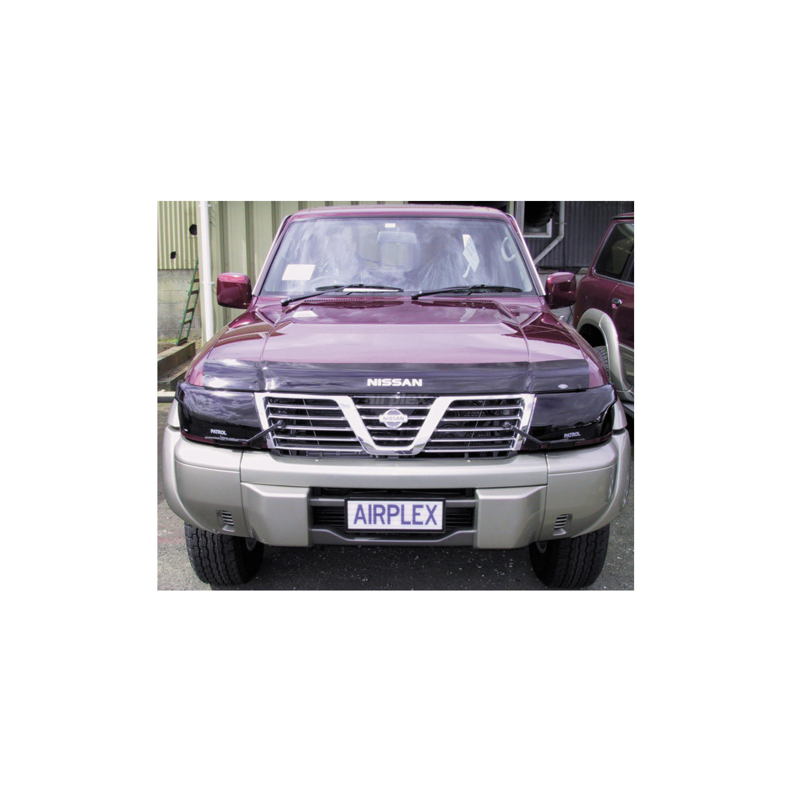 Déflecteur capot Patrol Y61 98-04