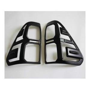 PROTECTION FEUX AR NOIR HILUX REVO