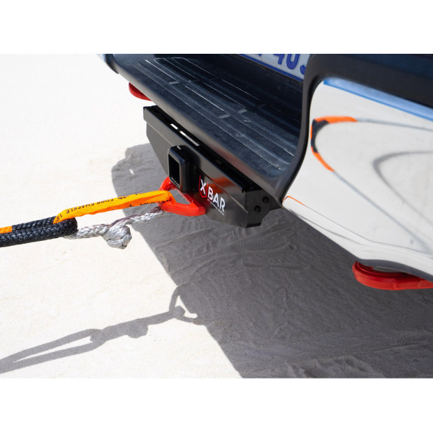 Attelage sous pare-choc avec carré 50mm intégré Toyota Hilux Revo Hayman Reese