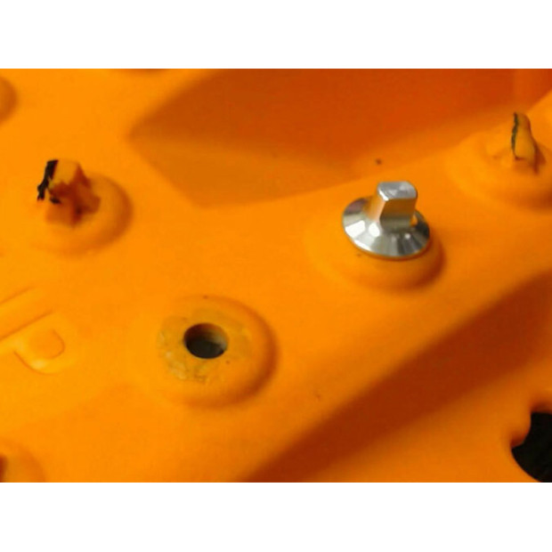 Set de 4 picots en alu de remplacement pour Maxtrax