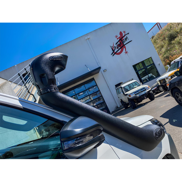 Snorkel Safari Toyota Hilux Revo D4-D - ailes étroites (simple cabine)