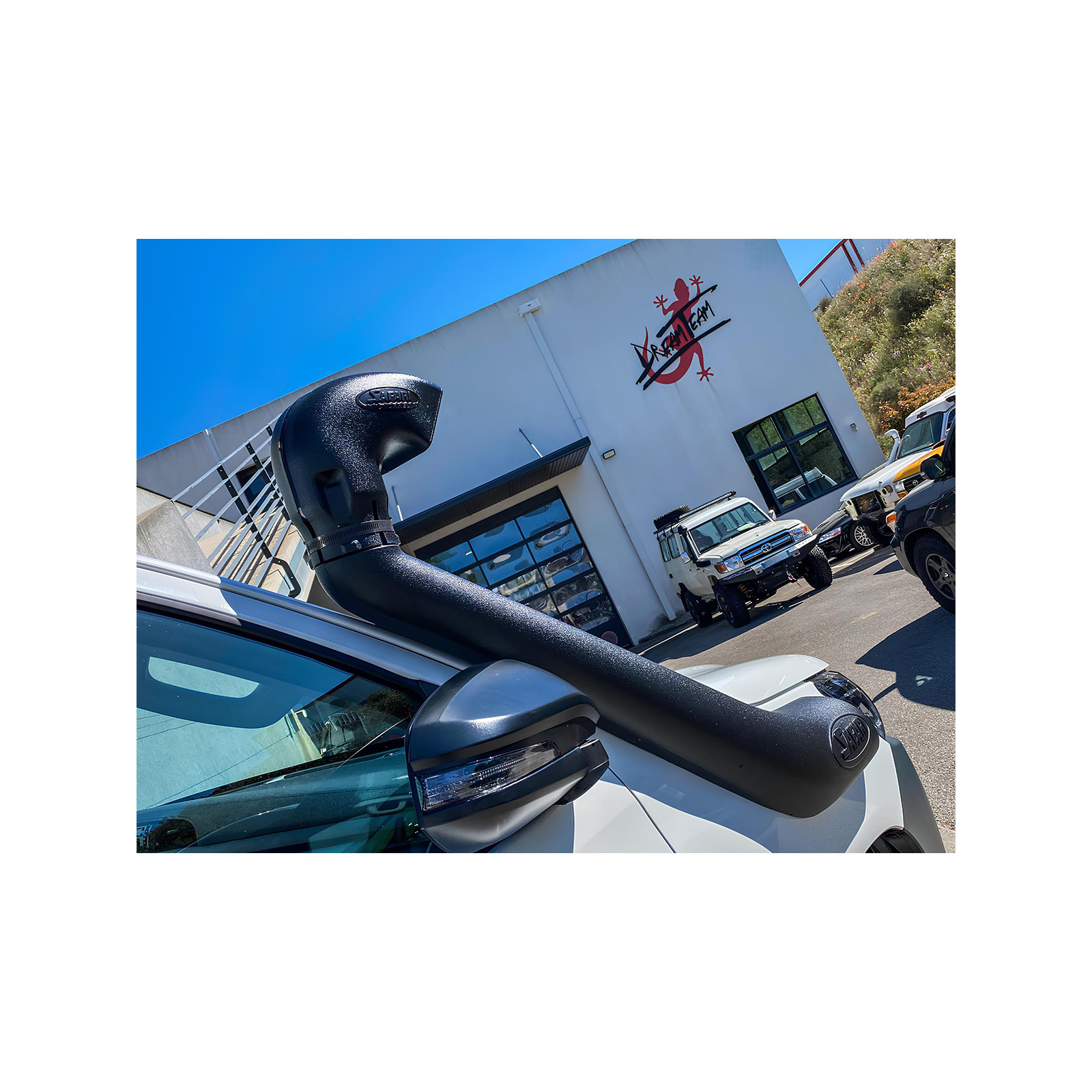 Snorkel Safari Toyota Hilux Revo D4-D - ailes étroites (simple cabine)