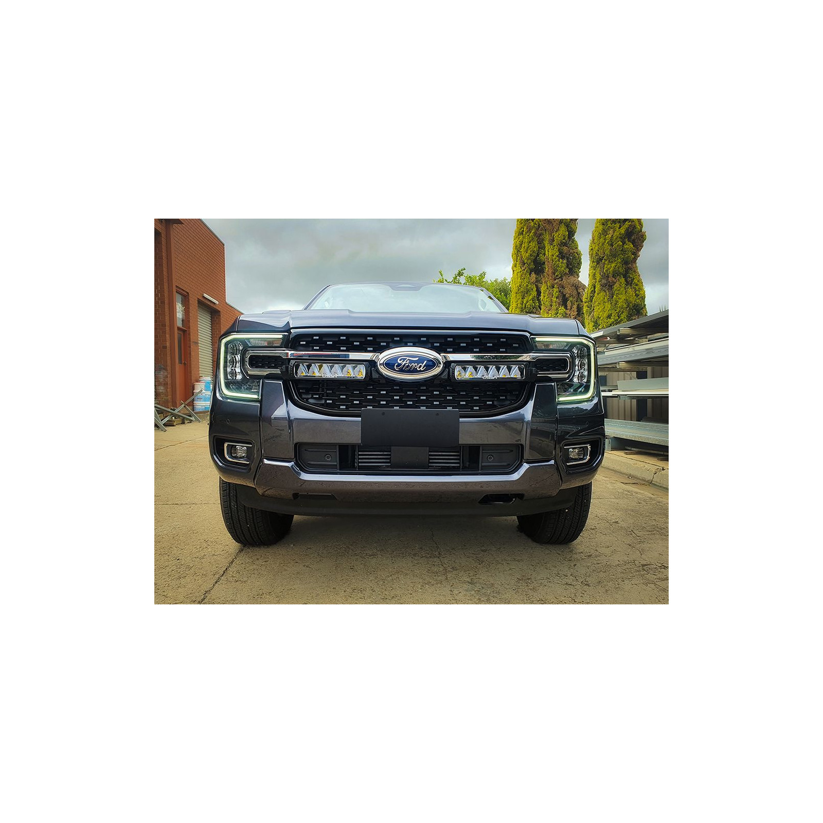 KIT MONTAGE RRR6 CALANDRE FORD RANGER LIMITED 2023+ 