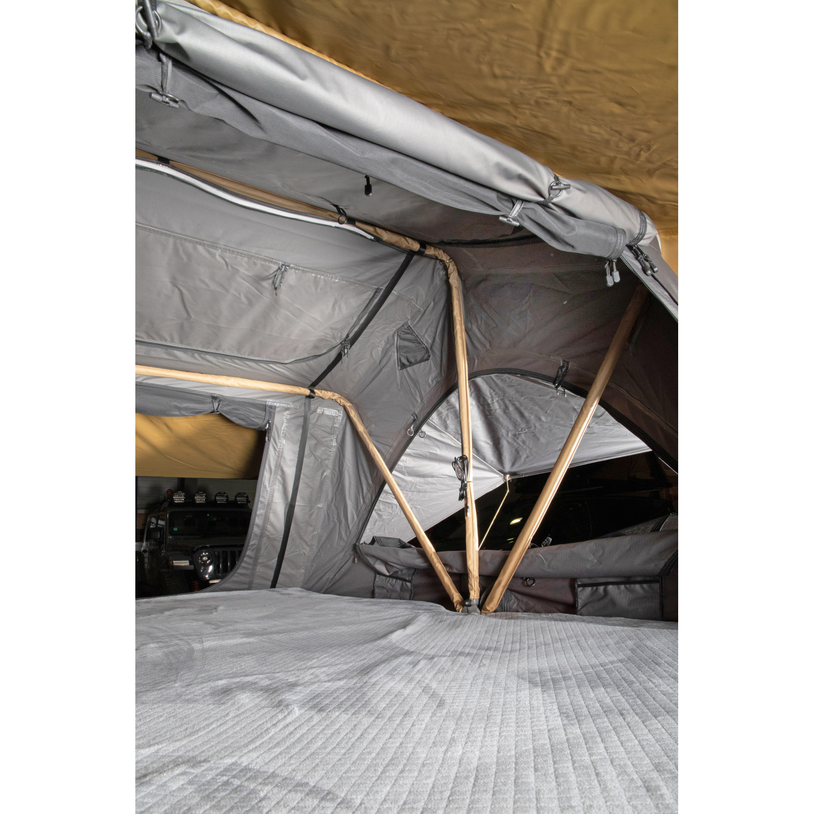 TENTE DE TOIT SNUG OURAL 160