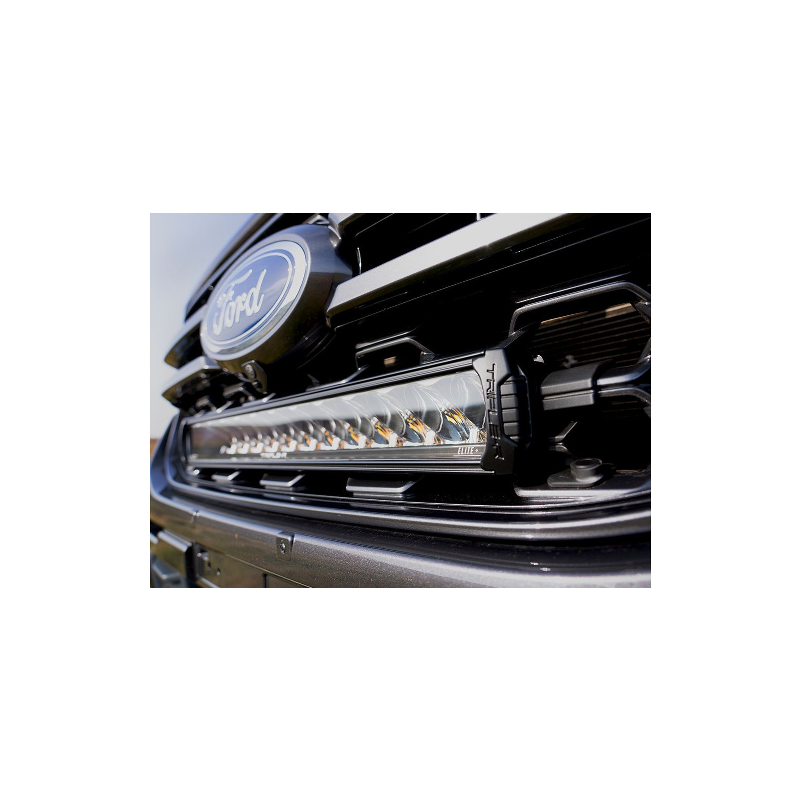 KIT MONTAGE RRR12 CALANDRE FORD RANGER WILDTRACK 2023+ 