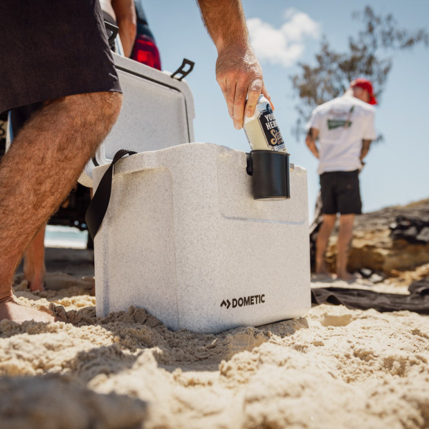 SUPPORT & PORTE CANNETTE POUR GLACIERE PATROL