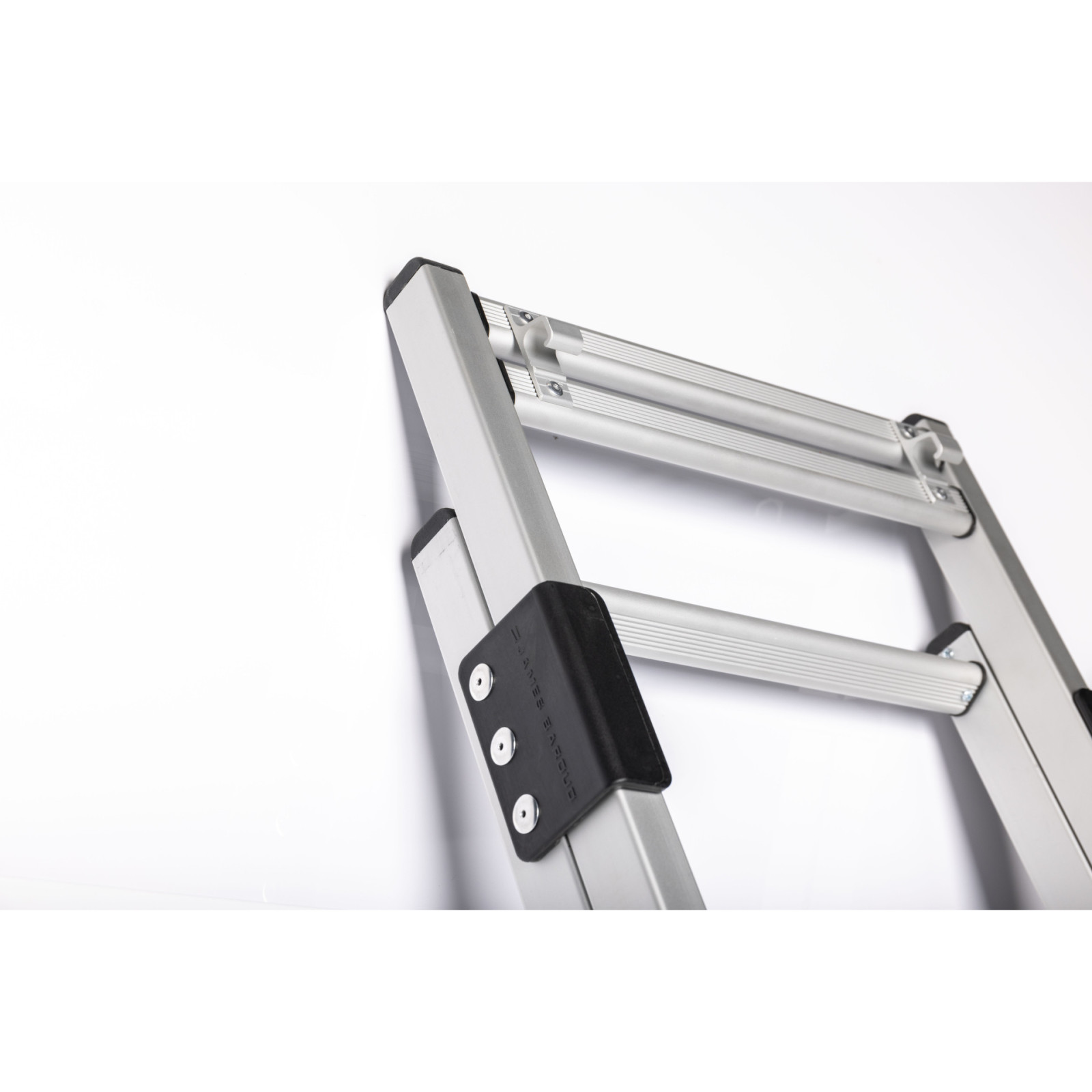 Échelle large aluminium coulissante 38.5x310cm tente de toit James Baroud