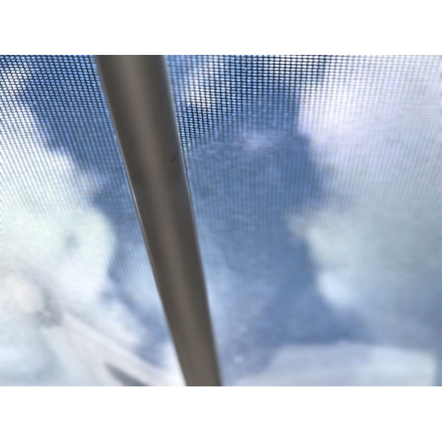 Avancée protection pluie et soleil James Baroud pour tente de toit Space M