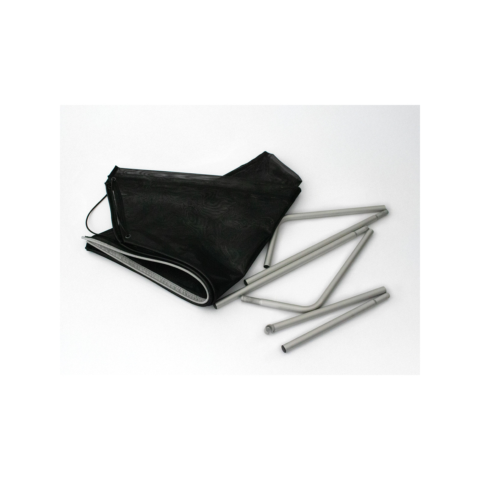 Avancée protection pluie et soleil James Baroud pour tente de toit Space M
