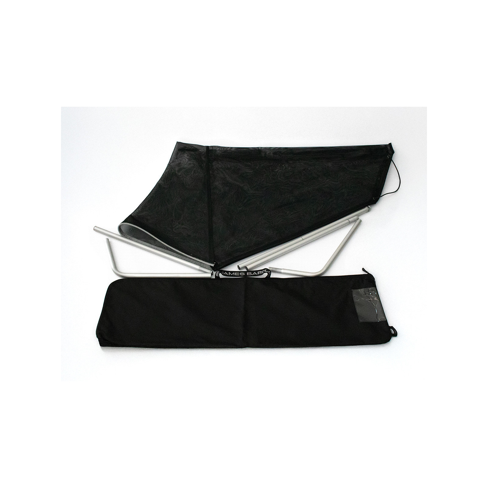Avancée protection pluie et soleil James Baroud pour tente de toit Space M